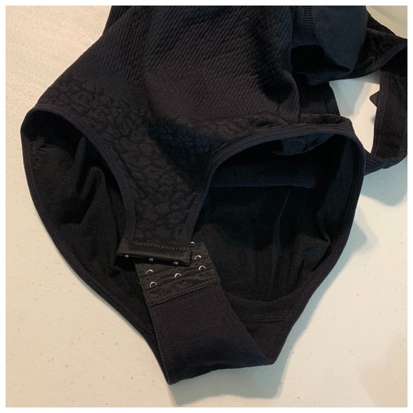 Full Body Shaper Support Bust Torso Smoothing NWT - Picture 6 of 11
